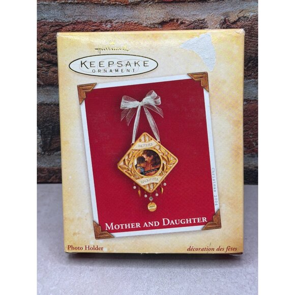 Hallmark Keepsake 2004 Mother & Daughter Photo Holder Ornament Metal - Picture 1 of 6